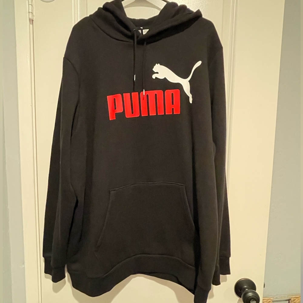 Puma 2XL men’s hoodie. Gently used.
